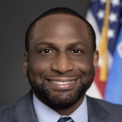 d1-commissioner_JasonLowe