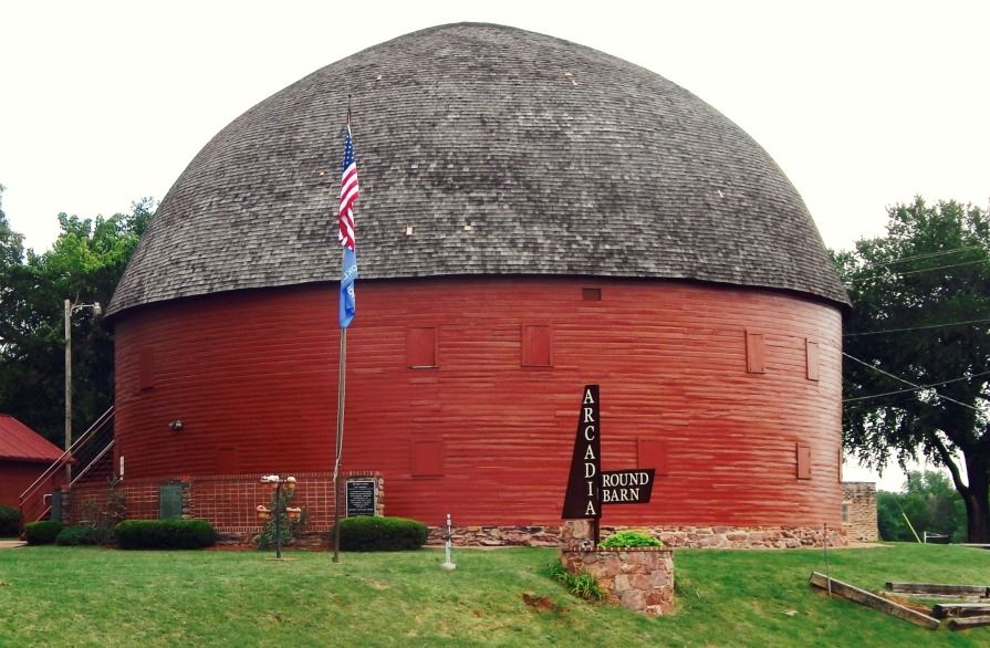 Arcadia Round Top Barn